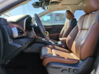 2024 Subaru Outback Touring with VIN 4S4BTAPCXR3257650, listed as a Copart auction lot 50429545 with 9,577 mi miles and Salvage title. Bid and sale history available at DreamBid. Image 7.