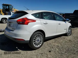 2016 Ford Focus Electric z VIN 1FADP3R46GL306266, wystawiony jako Copart lot #69018223 z przebiegiem 45 544 mil mil oraz . Historia ofert i sprzedaży dostępna na DreamBid. Obrazek 3.