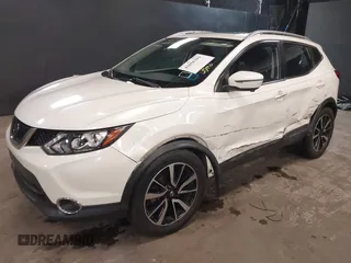 2017 Nissan Rogue Sport SL with VIN JN1BJ1CR4HW103472, listed as a IAAI auction lot 41856392 with 38,584 mi miles. Bid and sale history available at carsss.com. Image 17.