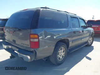 2002 Chevrolet Suburban LS with VIN 3GNEC16Z62G198727, listed as a IAAI auction lot 41843171 with 342,212 mi miles. Bid and sale history available at carsss.com. Image 4.