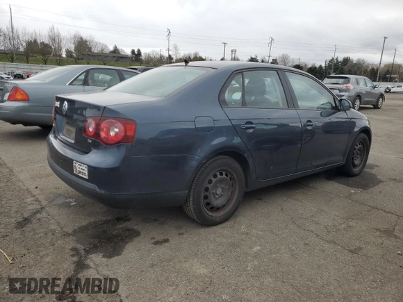 2010 Volkswagen Jetta S z VIN 3VWJX7AJ7AM027269, wystawiony jako Copart lot #60443375 z przebiegiem Nie podano mil oraz Szkoda całkowita • Salvage title. Historia ofert i sprzedaży dostępna na DreamBid. Obrazek 3.