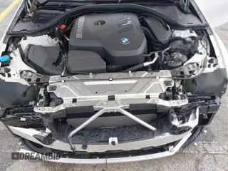 2025 BMW 3 Series 330i with VIN 3MW69CW00S8F10279, listed as a IAAI auction lot 42449705 with 8,908 mi miles and . Bid and sale history available at DreamBid. Image 10.