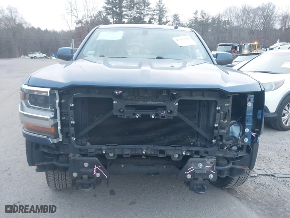 2018 Chevrolet Silverado 1500 LT with VIN 1GCVKREC6JZ114833, listed as a IAAI auction lot 41329038 with 141,394 mi miles. Bid and sale history available at carsss.com. Image 13.