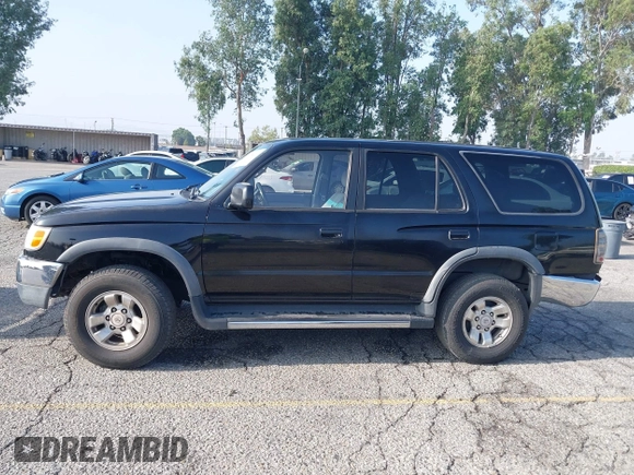 1998 Toyota 4Runner SR5 z VIN JT3GN86R0W0060376, wystawiony jako IAAI lot #42465641 z przebiegiem 321 550 mil mil oraz . Historia ofert i sprzedaży dostępna na DreamBid. Obrazek 14.