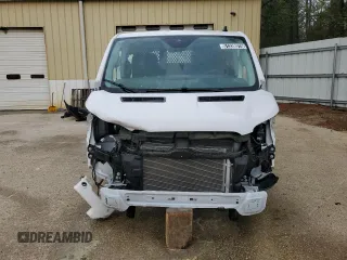 2024 Ford Transit Cargo with VIN 1FTBR1Y82RKA68798, listed as a Copart auction lot 51338075 with 8,653 mi miles and Clean title. Bid and sale history available at DreamBid. Image 5.