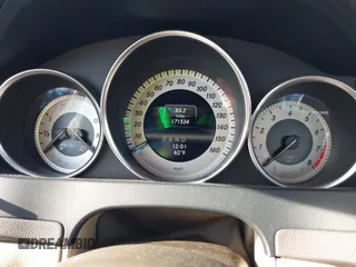 2013 Mercedes-Benz C 300 Sport z VIN WDDGF8AB2DR287909, wystawiony jako IAAI lot #42144796 z przebiegiem 171 534 mil mil oraz . Historia ofert i sprzedaży dostępna na DreamBid. Obrazek 7.