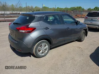 2020 Nissan Kicks S with VIN 3N1CP5BV0LL539341, listed as a IAAI auction lot 42033782 with 106,481 mi miles and . Bid and sale history available at carsss.com. Image 4.