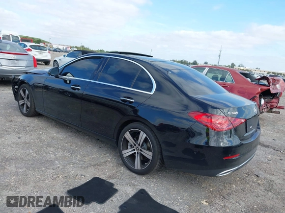 2025 Mercedes-Benz C 300 z VIN W1KAF4HB4SR251544, wystawiony jako IAAI lot #42083275 z przebiegiem 6804 mil mil oraz . Historia ofert i sprzedaży dostępna na DreamBid. Obrazek 3.