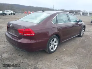 2013 Volkswagen Passat SE w/Sunroof with VIN 1VWBP7A32DC057999, listed as a IAAI auction lot 42040398 with 79,087 mi miles. Bid and sale history available at carsss.com. Image 4.