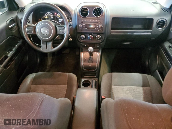 2017 Jeep Patriot 75th Anniversary z VIN 1C4NJRBB0HD142147, wystawiony jako Copart lot #56277075 z przebiegiem 144 251 mil mil oraz Czysty tytuł • Clean title. Historia ofert i sprzedaży dostępna na DreamBid. Obrazek 8.