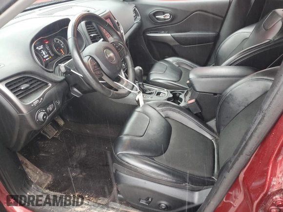 2019 Jeep Cherokee Latitude Plus с VIN 1C4PJMLBXKD212979, выставлен на аукционе Copart как лот 47649095 с пробегом 120 812 миль миль и Списание • Salvage title. История ставок и продаж доступна на DreamBid. Изображение 7.