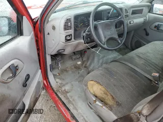 2000 Chevrolet Silverado 3500 z VIN 1GCGC34RXYR203419, wystawiony jako Copart lot #72432214 z przebiegiem 228 720 mil mil oraz Szkoda całkowita • Salvage title. Historia ofert i sprzedaży dostępna na DreamBid. Obrazek 8.