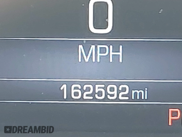 2015 GMC Yukon SLT with VIN 1GKS1BKC1FR145694, listed as a IAAI auction lot 41851644 with 162,592 mi miles. Bid and sale history available at carsss.com. Image 15.