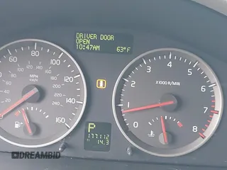2006 Volvo S40 2.4L с VIN YV1MS382162195052, выставлен на аукционе IAAI как лот 42191212 с пробегом 177 112 миль миль и . История ставок и продаж доступна на DreamBid. Изображение 15.