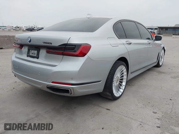 2020 BMW 7 Series 750i xDrive with VIN WBA7U2C04LBM61931, listed as a IAAI auction lot 41835563 with 42,811 mi miles. Bid and sale history available at carsss.com. Image 4.