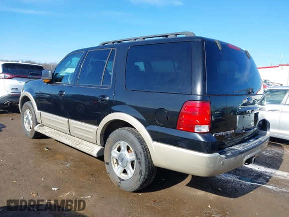 2005 Ford Expedition Eddie Bauer with VIN 1FMFU18575LA43580, listed as a IAAI auction lot 41838176 with 222,967 mi miles. Bid and sale history available at carsss.com. Image 3.
