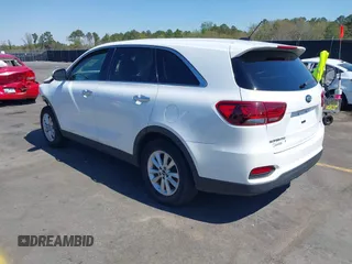 2020 Kia Sorento LX with VIN 5XYPG4A36LG711212, listed as a IAAI auction lot 41884400 with 101,777 mi miles. Bid and sale history available at carsss.com. Image 3.