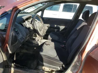 2007 Honda Fit Sport with VIN JHMGD38637S038204, listed as a Copart auction lot 84936024 with 199,066 mi miles and Salvage title. Bid and sale history available at DreamBid. Image 7.