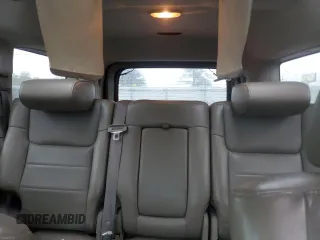 2006 Jeep Commander with VIN 1J8HH48NX6C125803, listed as a Copart auction lot 71247304 with 214,297 mi miles and Salvage Title. Bid and sale history available at carsss.com. Image 10.