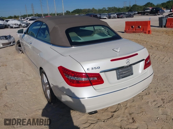 2013 Mercedes-Benz E 350 с VIN WDDKK5KF4DF209140, выставлен на аукционе IAAI как лот 41829168 с пробегом 100 548 миль миль и . История ставок и продаж доступна на DreamBid. Изображение 3.