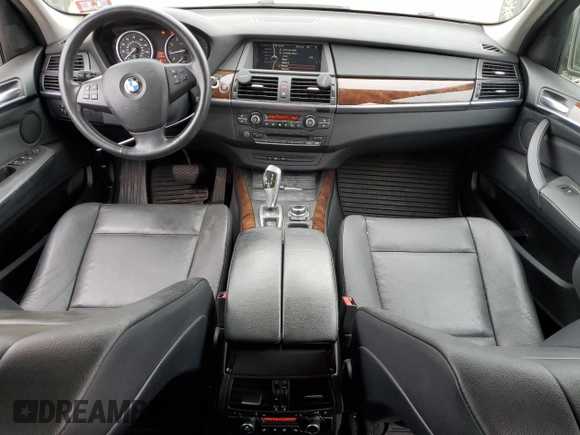 2013 BMW X5 xDrive35i with VIN 5UXZV4C59D0E09161, listed as a Copart auction lot 52372115 with 117,719 mi miles and Salvage Title. Bid and sale history available at carsss.com. Image 8.