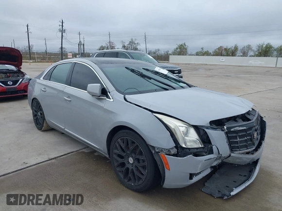2013 Cadillac XTS Luxury with VIN 2G61P5S38D9213426, listed as a IAAI auction lot 41098261 with Not Provided miles. Bid and sale history available at carsss.com. Image 1.