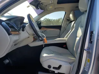 2022 Volvo XC90 Momentum с VIN YV4A22PK2N1780034, выставлен на аукционе Copart как лот 47885605 с пробегом 26 530 миль миль и Чистый • Clean title. История ставок и продаж доступна на DreamBid. Изображение 7.