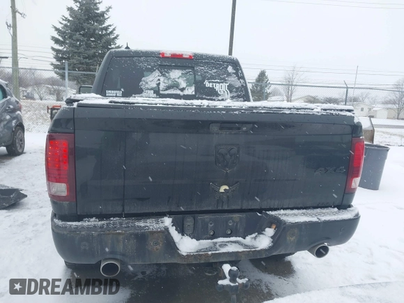 2016 Ram 1500 Sport z VIN 1C6RR7MT0GS192729, wystawiony jako IAAI lot #41404782 z przebiegiem 147 874 mil mil oraz . Historia ofert i sprzedaży dostępna na DreamBid. Obrazek 16.