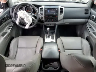 2015 Toyota Tacoma with VIN 3TMLU4EN4FM195426, listed as a Copart auction lot 86599744 with 136,461 mi miles and Salvage Title. Bid and sale history available at carsss.com. Image 8.