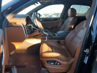 2021 Porsche Cayenne S с VIN WP1AB2AYXMDA27735, выставлен на аукционе Copart как лот 78906444 с пробегом 18 167 миль миль и Списание • Salvage title. История ставок и продаж доступна на DreamBid. Изображение 7.