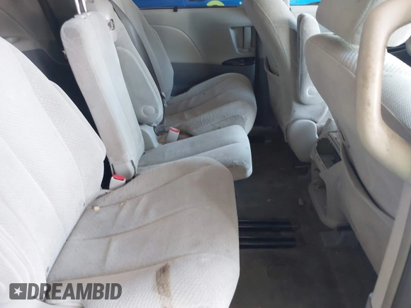2012 Toyota Sienna LE AAS с VIN 5TDKK3DC4CS226830, выставлен на аукционе IAAI как лот 42550013 с пробегом 211 777 миль миль и . История ставок и продаж доступна на DreamBid. Изображение 8.
