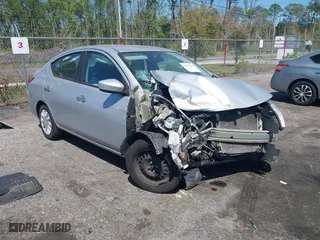 2019 Nissan Versa Sedan SV with VIN 3N1CN7AP0KL850433, listed as a IAAI auction lot 41896120 with 117,664 mi miles. Bid and sale history available at carsss.com. Image 1.