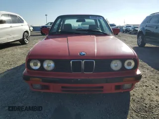 1991 BMW 3 Series z VIN WBAAF9315MEE66432, wystawiony jako Copart lot #89350185 z przebiegiem 162 735 mil mil oraz Czysty tytuł • Clean title. Historia ofert i sprzedaży dostępna na DreamBid. Obrazek 5.