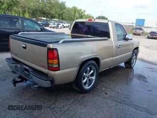 2006 GMC Sierra 1500 SL z VIN 3GTEC14X46G168223, wystawiony jako IAAI lot #41886118 z przebiegiem 248 035 mil mil oraz . Historia ofert i sprzedaży dostępna na DreamBid. Obrazek 4.