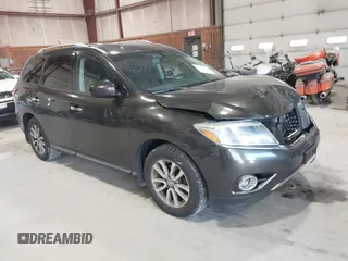 2016 Nissan Pathfinder Platinum with VIN 5N1AR2MM1GC601909, listed as a IAAI auction lot 42114650 with 151,423 mi miles. Bid and sale history available at carsss.com. Image 1.