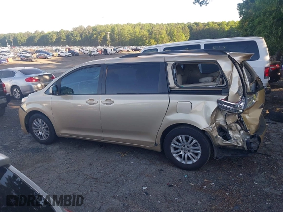 2011 Toyota Sienna XLE AAS с VIN 5TDYK3DCXBS126384, выставлен на аукционе IAAI как лот 42309297 с пробегом 229 242 миль миль и . История ставок и продаж доступна на DreamBid. Изображение 14.