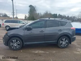2018 Toyota RAV4 LE with VIN 2T3ZFREV9JW453996, listed as a IAAI auction lot 41499826 with 105,167 mi miles. Bid and sale history available at carsss.com. Image 14.