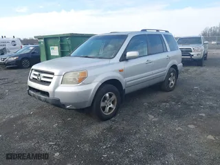 2008 Honda Pilot EX-L with VIN 5FNYF18798B051227, listed as a IAAI auction lot 41593993 with 190,783 mi miles. Bid and sale history available at carsss.com. Image 2.