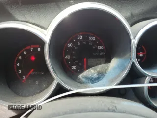 2006 Pontiac Vibe z VIN 5Y2SL65816Z462007, wystawiony jako Copart lot #56890505 z przebiegiem 228 018 mil mil oraz Szkody całkowita. Historia ofert i sprzedaży dostępna na DreamBid. Obrazek 9.