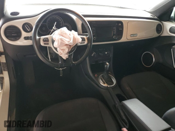 2013 Volkswagen Beetle 2.5L with VIN 3VW5P7AT2DM811768, listed as a Copart auction lot 55799135 with 60,505 mi miles and Salvage Title. Bid and sale history available at DreamBid. Image 8.
