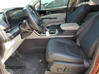 2024 Kia Carnival SX with VIN KNDNE5H34R6432264, listed as a Copart auction lot 68888334 with 4,093 mi miles and Salvage Title. Bid and sale history available at carsss.com. Image 7.