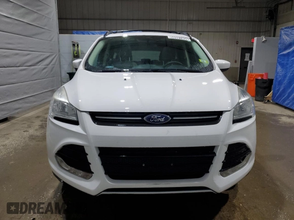 2016 Ford Escape SE with VIN 1FMCU9GX3GUA88047, listed as a Copart auction lot 50997055 with 101,132 mi miles and Clean Title. Bid and sale history available at DreamBid. Image 5.