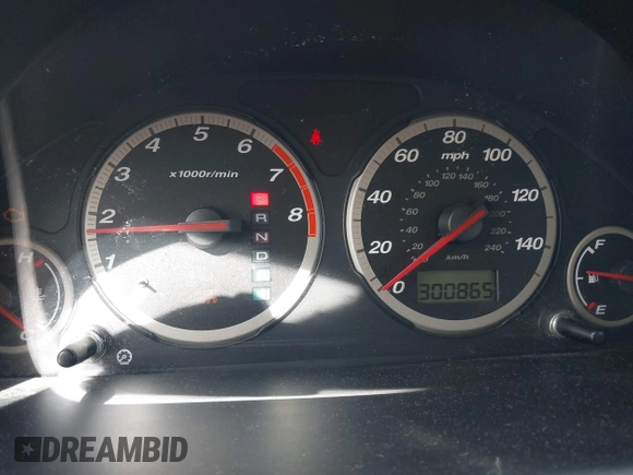 2004 Honda CR-V EX with VIN JHLRD78844C021536, listed as a IAAI auction lot 42163410 with 300,865 mi miles and . Bid and sale history available at carsss.com. Image 7.