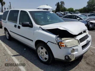 2008 Chevrolet Uplander LS with VIN 1GNDV23138D149954, listed as a Copart auction lot 53263374 with 166,198 mi miles and Non Repairable. Bid and sale history available at carsss.com. Image 4.