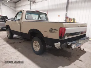 1996 Ford F-150 Special with VIN 1FTEF14N8TLB68925, listed as a IAAI auction lot 41175468 with 188,711 mi miles. Bid and sale history available at carsss.com. Image 3.