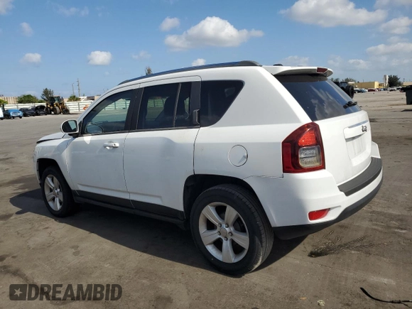 2014 Jeep Compass Latitude with VIN 1C4NJCEB5ED568551, listed as a Copart auction lot 54578335 with 86,169 mi miles and Clean Title. Bid and sale history available at carsss.com. Image 2.