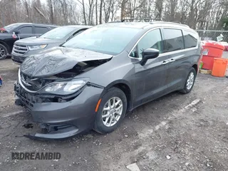 2020 Chrysler Voyager LXi z VIN 2C4RC1DG2LR266058, wystawiony jako IAAI lot #41767570 z przebiegiem 106 602 mil mil oraz . Historia ofert i sprzedaży dostępna na DreamBid. Obrazek 17.