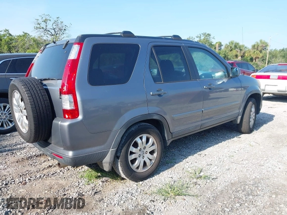 2005 Honda CR-V EX SE with VIN SHSRD78935U331938, listed as a IAAI auction lot 42206201 with 185,700 mi miles. Bid and sale history available at carsss.com. Image 4.