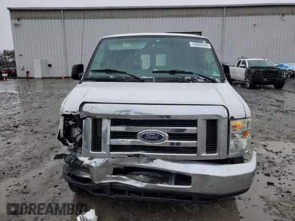 2009 Ford Econoline Cargo with VIN 1FTNE24W19DA36240, listed as a Copart auction lot 43552335 with 150,095 mi miles and Salvage Title. Bid and sale history available at DreamBid. Image 5.