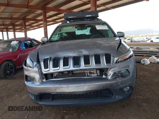 2017 Jeep Cherokee Latitude with VIN 1C4PJMCS4HW665167, listed as a IAAI auction lot 42054133 with 77,361 mi miles and . Bid and sale history available at DreamBid. Image 12.